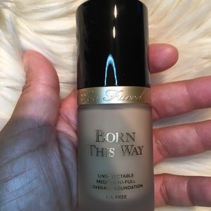 Too faced born this way foundation 💁🏻♀️